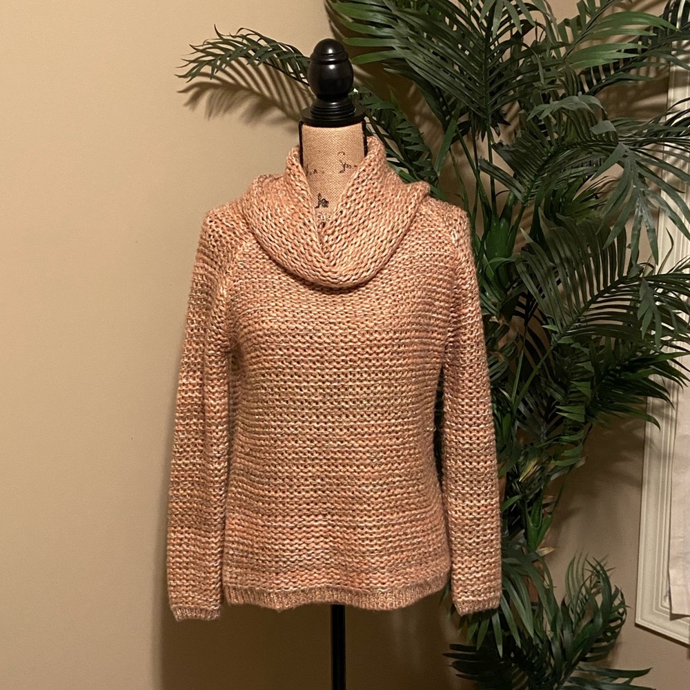 Mirumi Pink Sweater with Gold Threads!